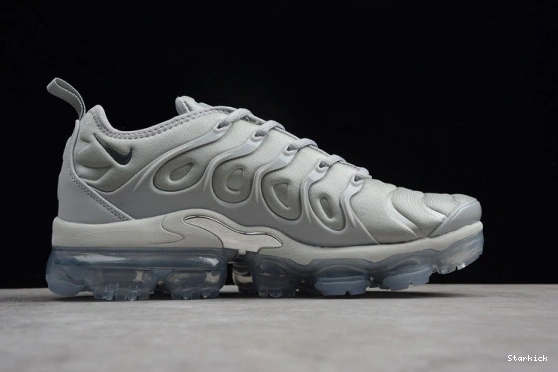 PLUS SILVER WOLF DARK OG00160 GREY VAPORMAX 1230